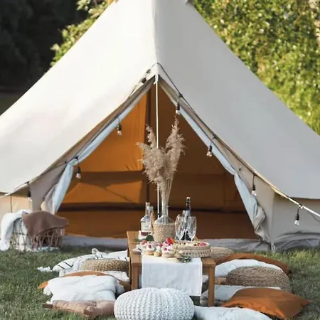 G Park Old Luxe tent